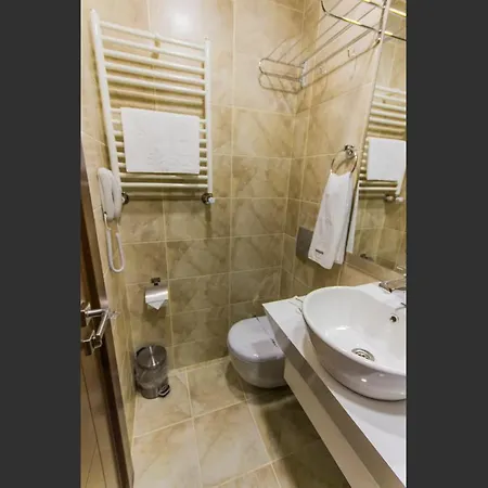 Taksim Cihangir Fidan اسطنبول